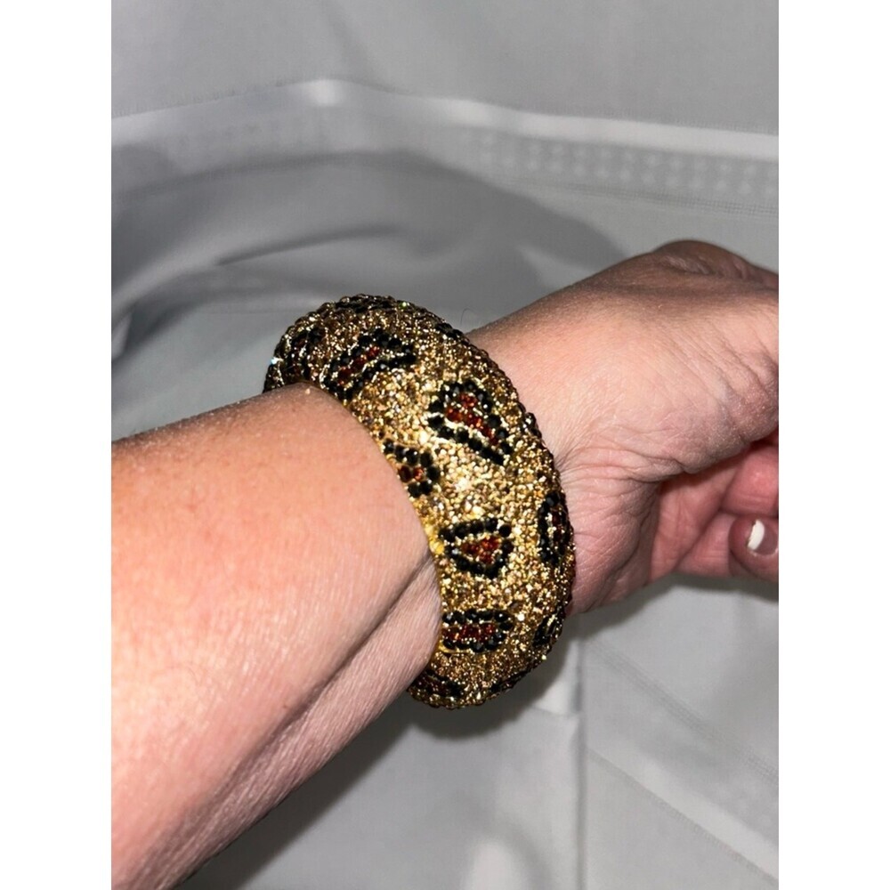 Bebe Gold Leopard Print Rhinestone Bangle - Picture 15 of 16